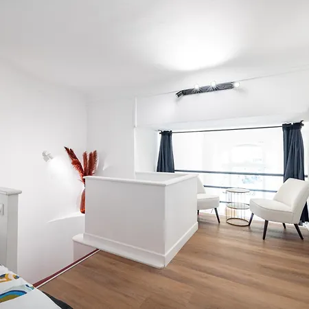 Astoria - Magnifique Duplex Lumineux A 100m Des Plages Menton